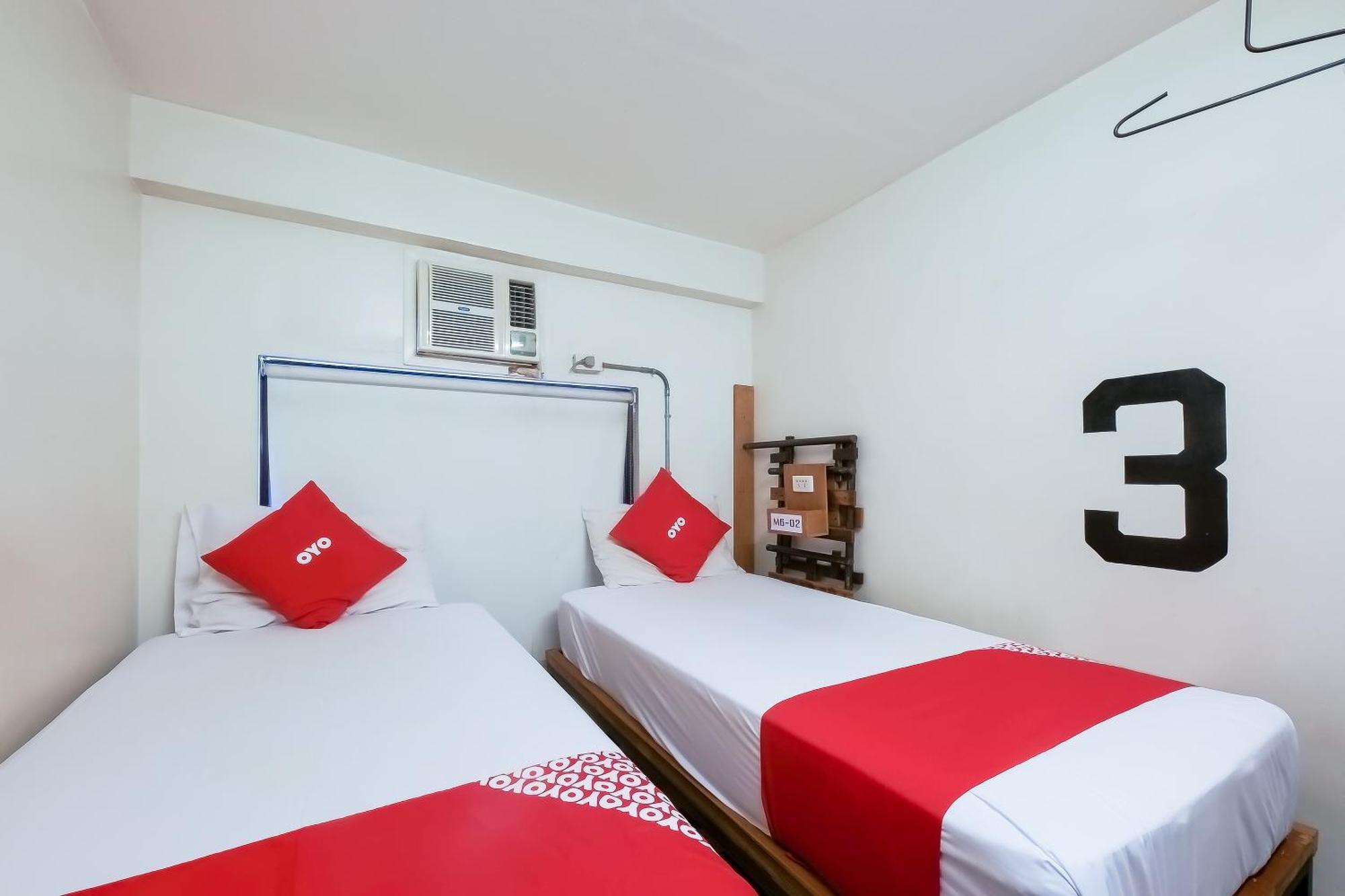 Spot On Junction Hostel Makati City Exterior photo